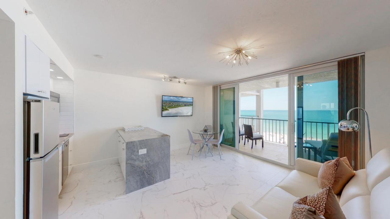 Totally Renovated Beachfront Condo At Apollo! Marco Island Exterior photo
