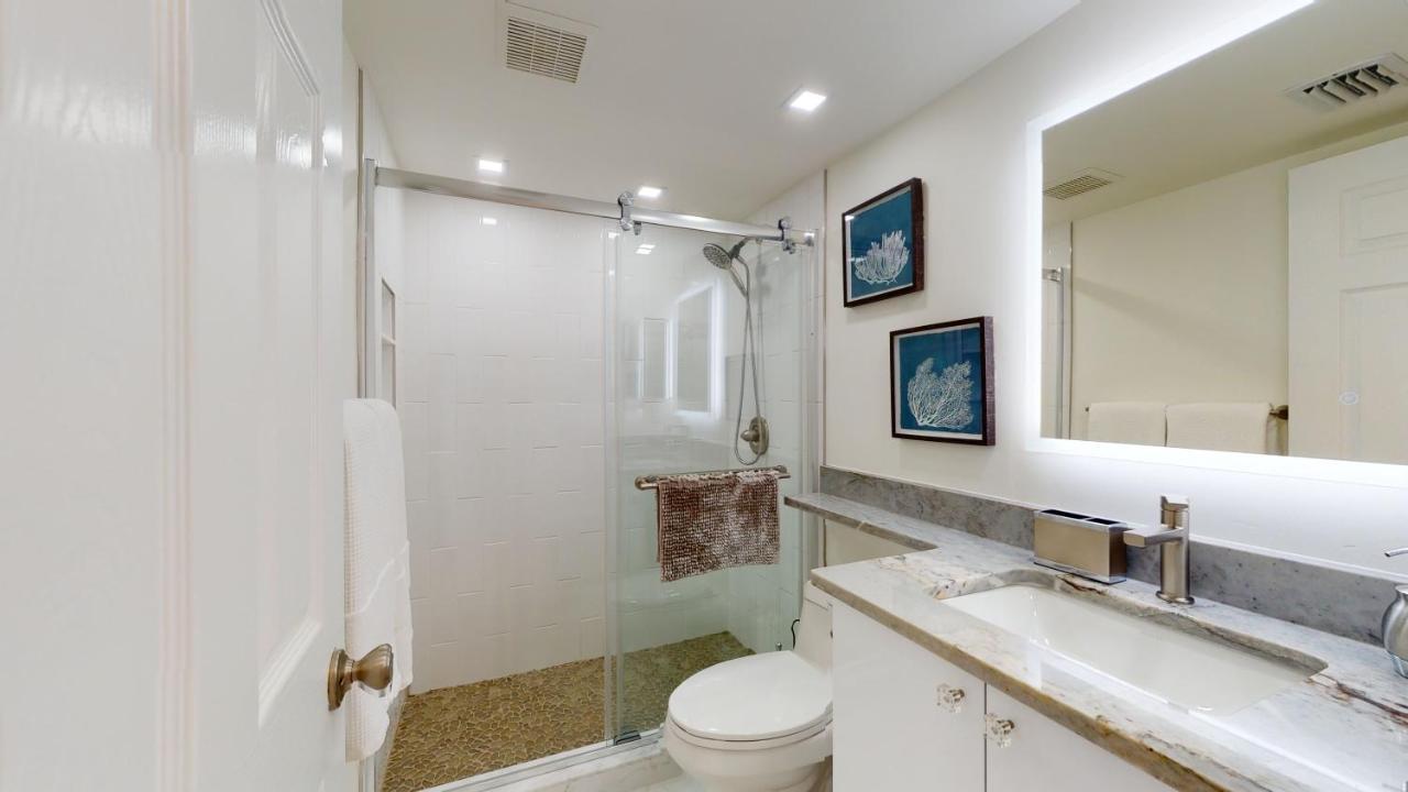 Totally Renovated Beachfront Condo At Apollo! Marco Island Exterior photo