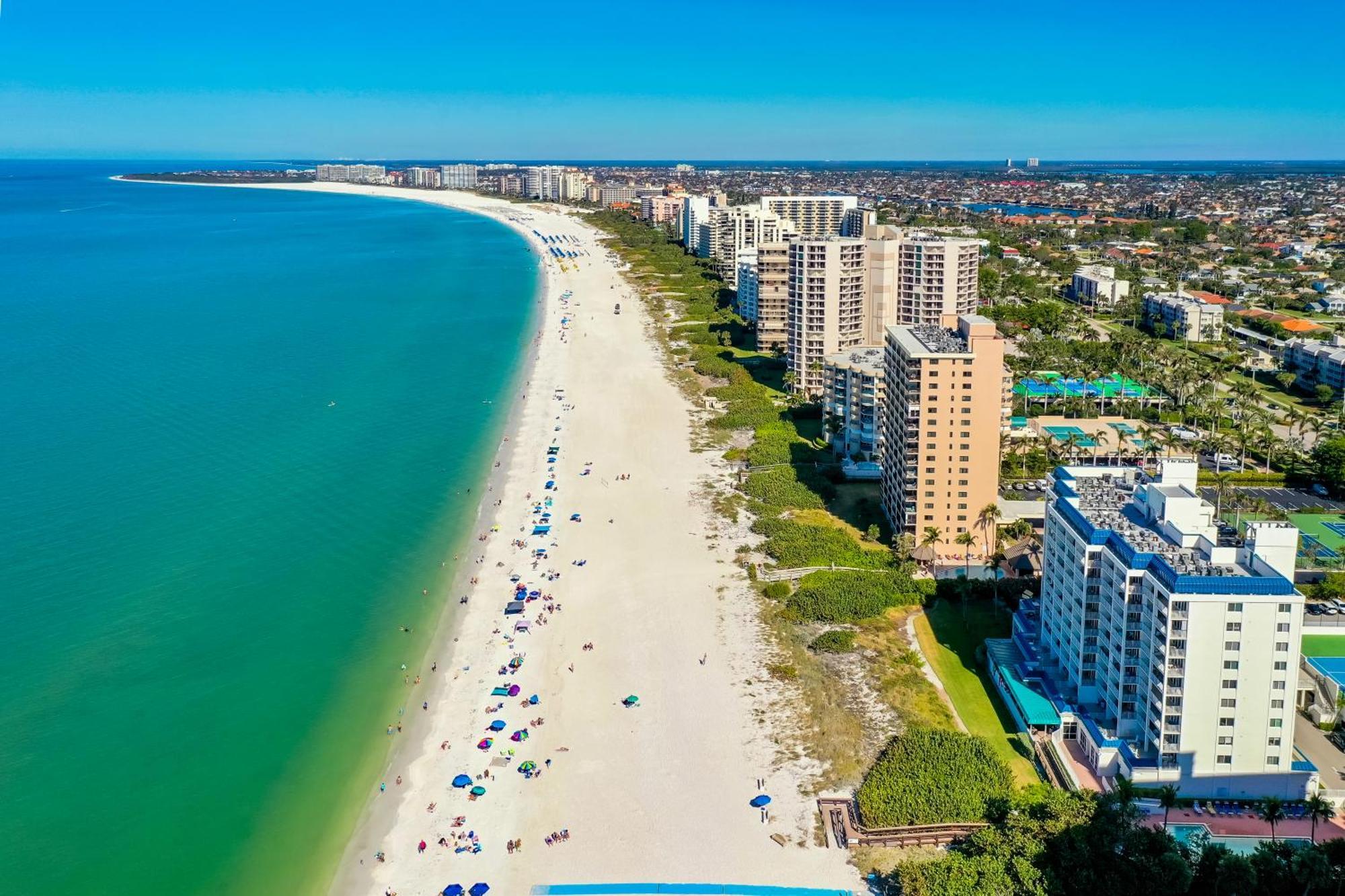 Totally Renovated Beachfront Condo At Apollo! Marco Island Exterior photo